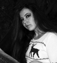 Полина Сурова